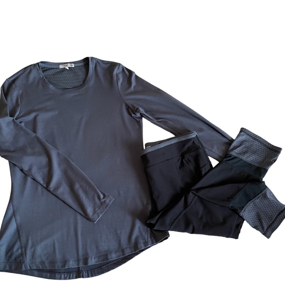 Active wear Top with Capri bottom